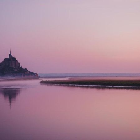 Le Petit Gite Du Mont Бовуар Екстер'єр фото